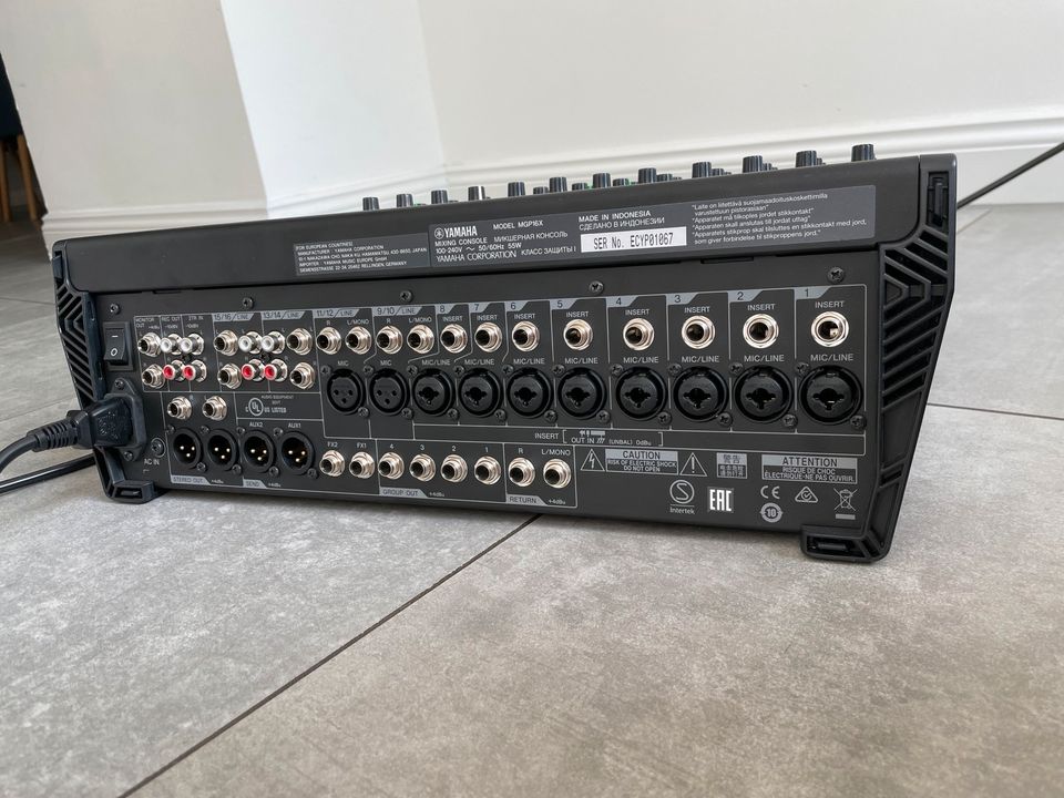 Yamaha MGP16X 16-Kanal Analog Mixer Mischpult in Köln