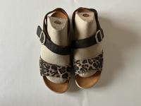 Think Sandalette Meggie Wechselfußbett Leder braun/leo Gr.37 Neu Hessen - Kassel Vorschau