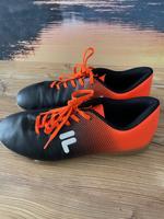 FILA Fußballschuh Hallenturnschuh, schwarz orange Gr. 44 Bayern - Kelheim Vorschau