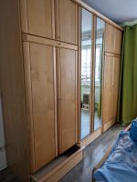 Schlafzimmer mit Doppelbett und elektrischem Lattenrost Sachsen - Zwickau Vorschau