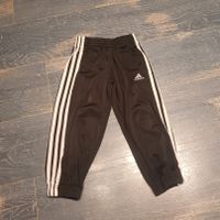 adidas Jogginghose schwarz Gr. 104 guter Zustand Bayern - Mühlhausen Vorschau