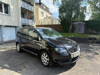 VW-Touran  Freestyle 1.9 TDI 7Sitze ** TÜV NEU ** Nordrhein-Westfalen - Gelsenkirchen Vorschau