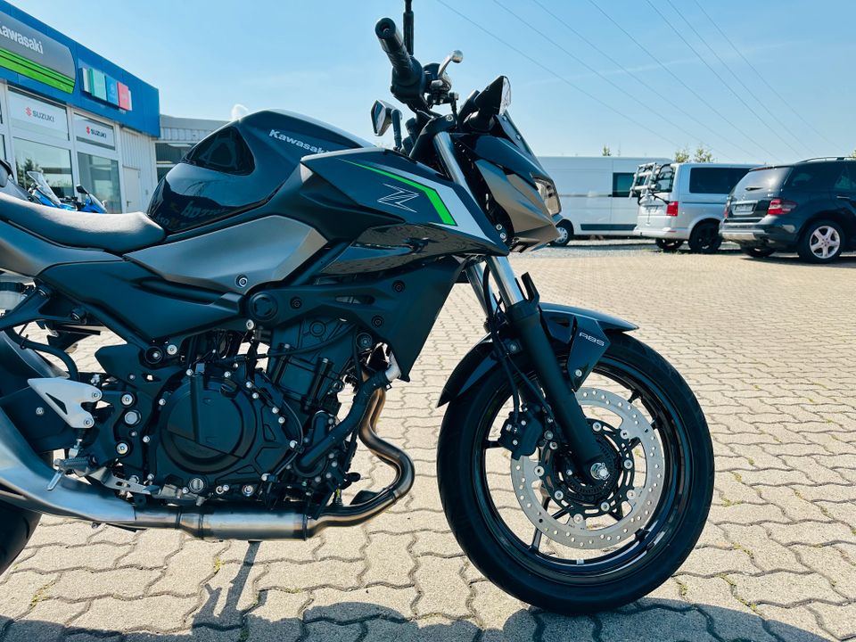 Kawasaki Z 500 Modell 2024 450€ Starterbonus möglich* in Bad Harzburg