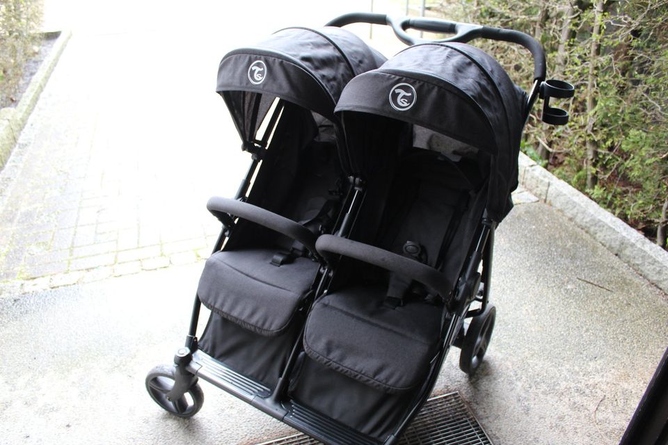 Twistshake Zwillingswagen Geschwisterwagen Buggy + viel Zubehör in Hamburg