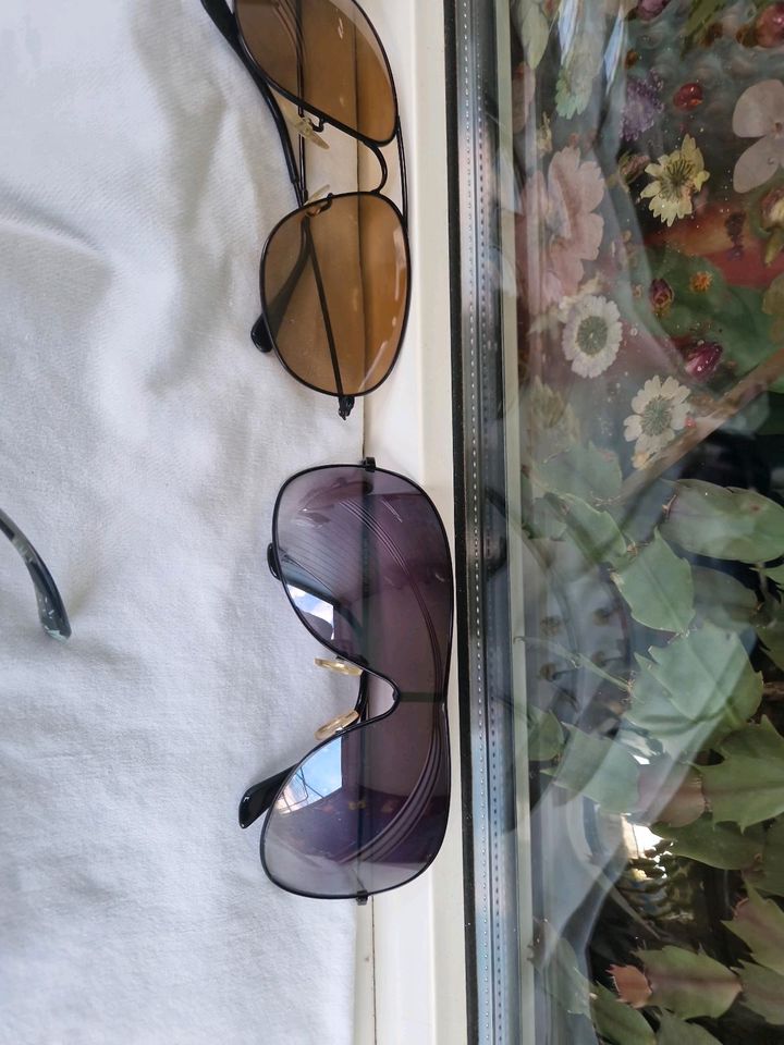 Sonnenbrille Damen 4 Stück,gebraucht in Essen