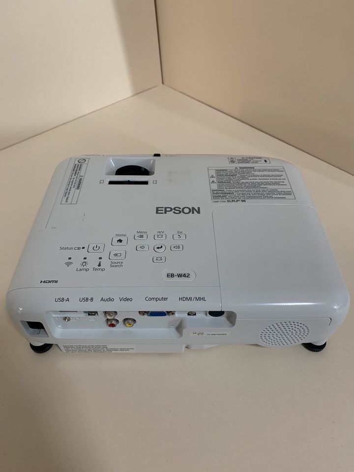 Epson Beamer EB-W42 (Heimkino,EM2024) in Lüdenscheid