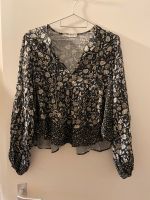 Bluse pull & Bear boho Hippie gypsy Gr.s neu Blumen Frühling Nordrhein-Westfalen - Essen-West Vorschau