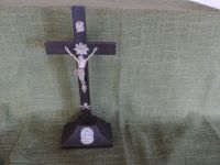 Edles Kleinod: altes Holz-Kruzifix stehend Jesusstatue aus Silber Nordrhein-Westfalen - Leverkusen Vorschau