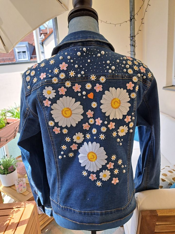 *Unikat* Upcycling Vero Moda Jeansjacke Damen blau Jacke Größe 42 in Germering