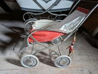 Antiker Puppenwagen und Kindersitz Bayern - Geretsried Vorschau