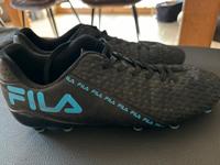 FILA Fußballschuhe, Stollenschuhe Größe 43 gebraucht Bayern - Palling Vorschau