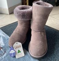 Original in Australien hergestellte UGGs Gr.41 taupe neu Nordrhein-Westfalen - Werl Vorschau
