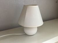 Lampe / Tischlampe  21 cm hoch,weiß Nordrhein-Westfalen - Winterberg Vorschau