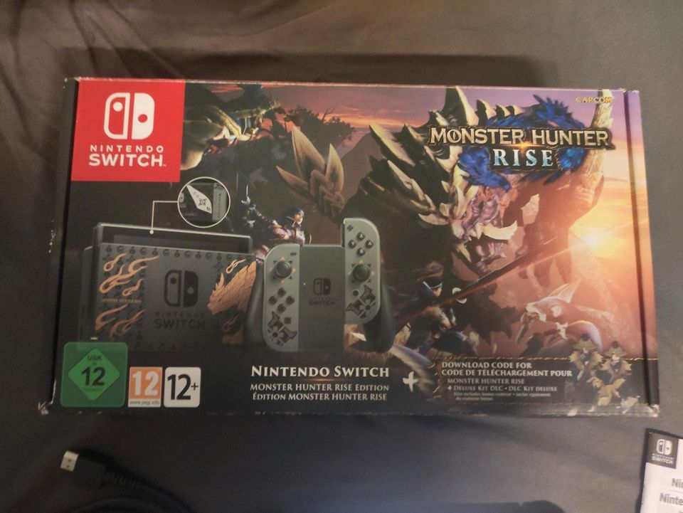 Nintendo Switch Monster Hunter Rise Limited Edition Sehr gepflegt in Diepholz