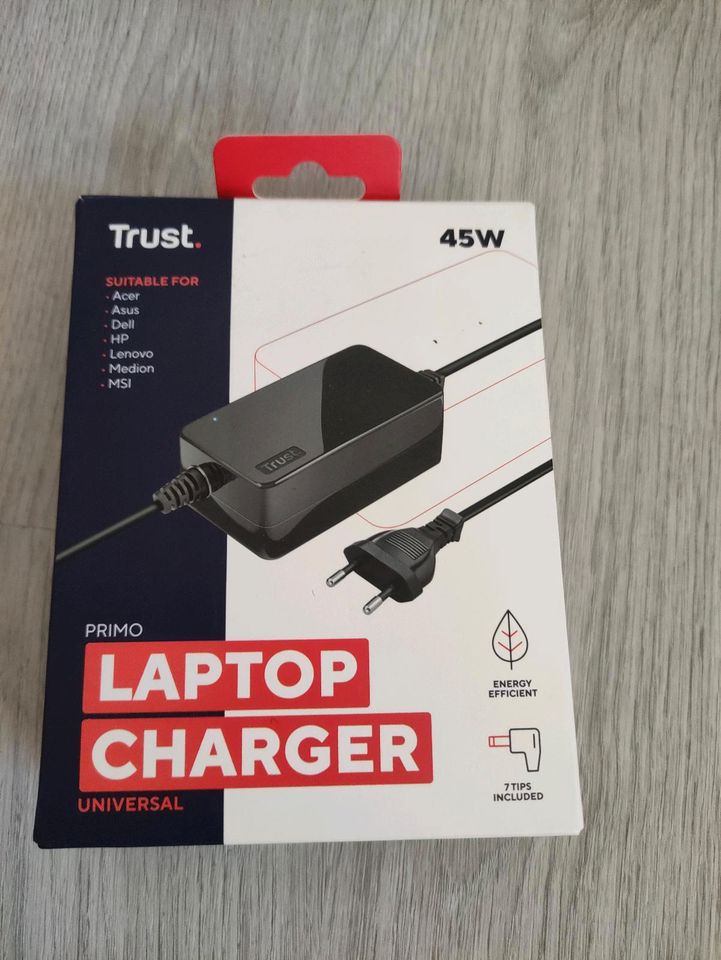 Laptop Ladegerät Netzteil Charger Ladekabel von Trust NEU OVP in Staudt