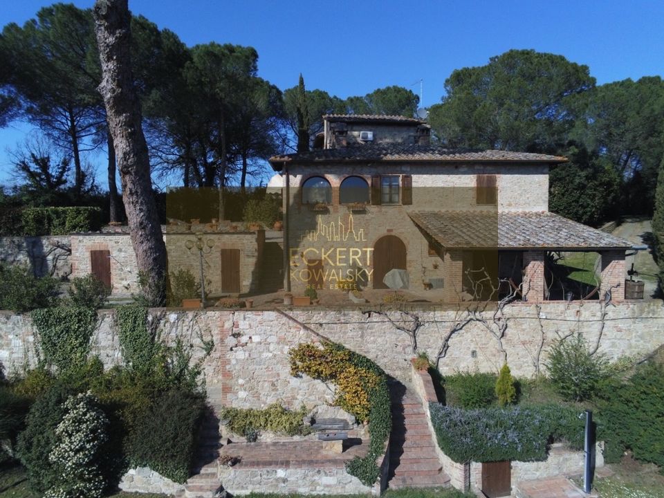 Traumhafte Villa bei bester Lage in Italien-Toscana-Asciano zu verkaufen. in München