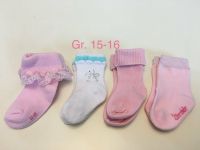 4er-Set Baby Söckchen Socken Gr. 15-16 Top Zustand Nordrhein-Westfalen - Oberhausen Vorschau