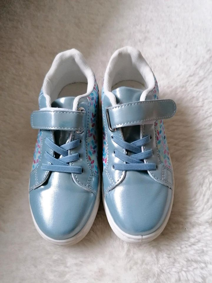 Kinder Sneaker  Gr. 30 in Dortmund