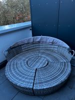 Outdoor Sofa Lounge Liege mit Sonnenschirm Köln - Ehrenfeld Vorschau