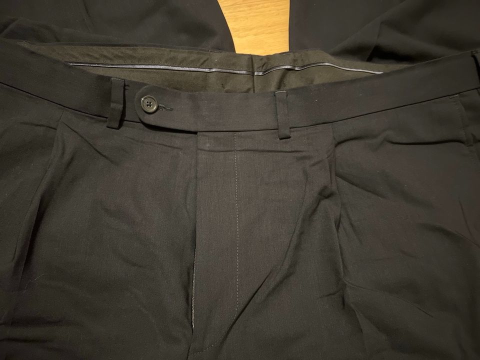 Maßanzug Hose schwarz XXL in Berlin