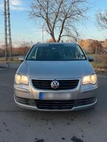 Volkswagen Touran 1.9 TDI, 7 Sitze, Webasto, TÜV bis 05/2027 Hessen - Hünfeld Vorschau
