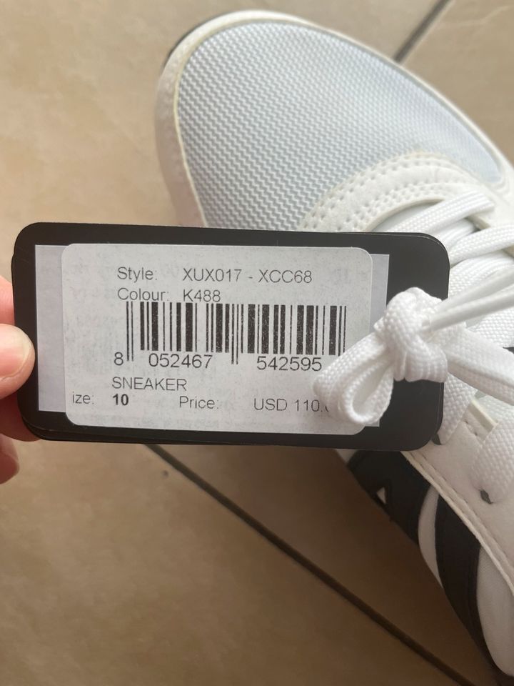 Armani Exchange Hugo Boss Adidas Schuhe neu mit Karton 44 in Linden