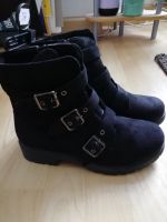 Stiefel Stiefeletten schwarz mit Schnallen Gr. 37 NEU Leipzig - Sellerhausen-Stünz Vorschau