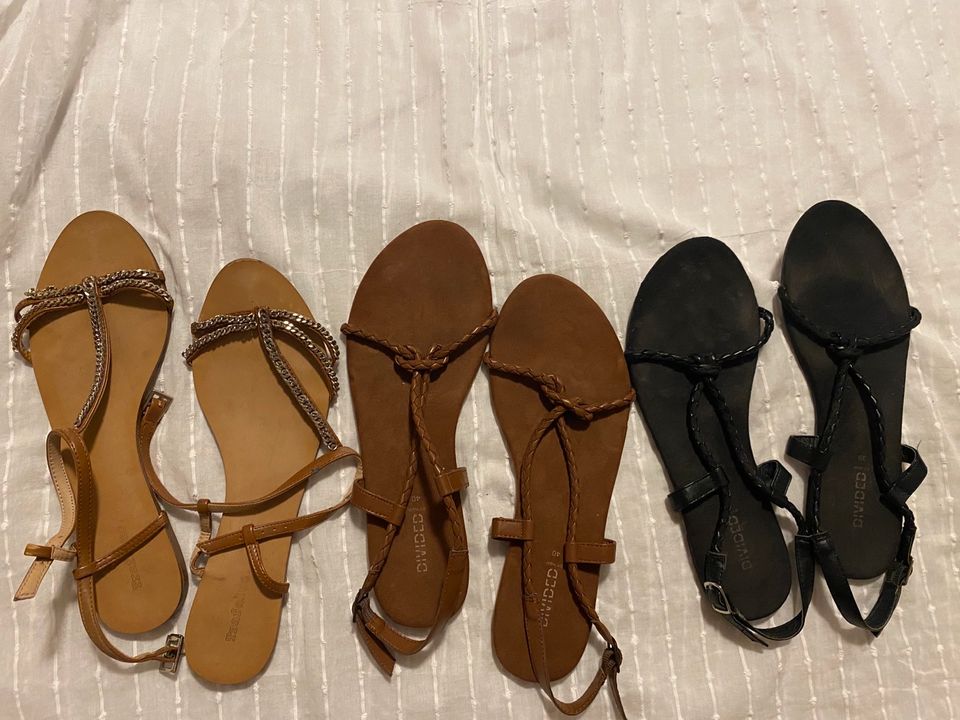 Diverse Sandalen und Sommerschuhe 39/40 Zara, H&M in Hamburg