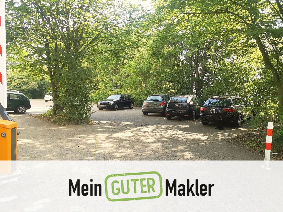 Geschützter Außenstellplatz auf privatem Parkplatz in Horn-Lehe in Bremen
