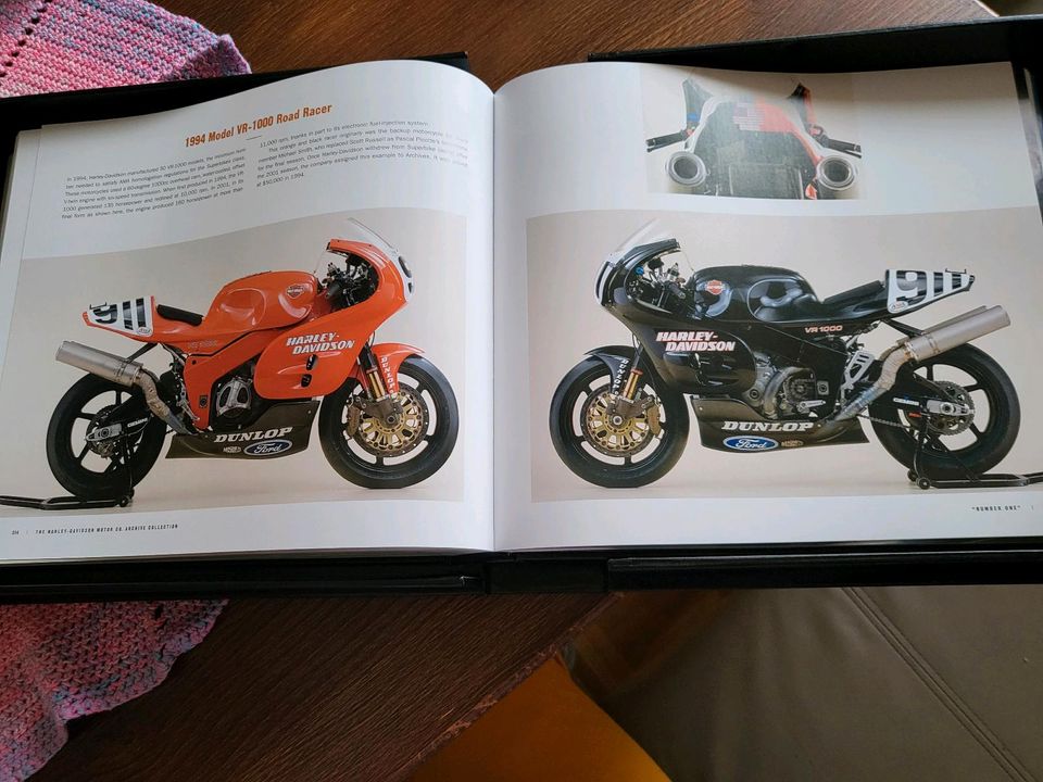 Harley Davidson Buch in Großostheim