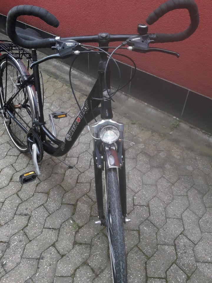 Fahrrad 28er gebraucht in Mülheim-Kärlich