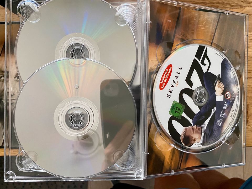 DVD Collection 50 Jahre James Bond 007, 22+1 in Korschenbroich