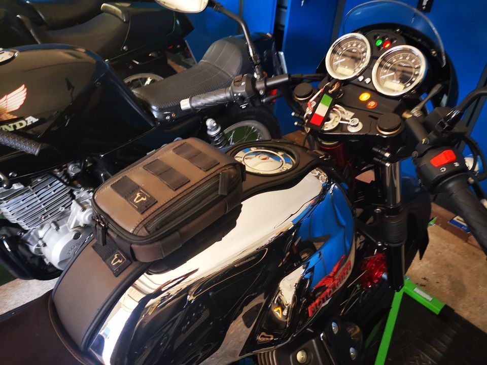 Moto Guzzi V7 Racer II ABS Chrom unfallfrei Top Kardan in Thedinghausen
