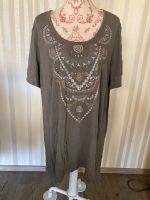 Shirt tcm grau Print Nieten asymmetrisch Zipfel Gr  52 Nordrhein-Westfalen - Herne Vorschau