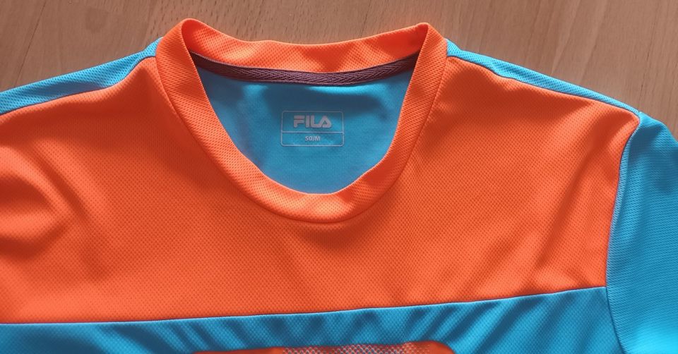 Fila Tennis/Sportshirt, Gr. M (50), türkis, neuwertig in Ratingen