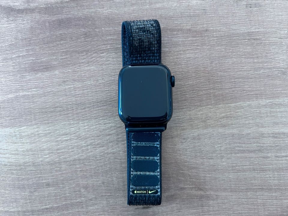 Apple Watch Series 7 41mm Aluminium in Reeßum