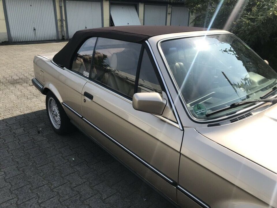 BMW e30 Cabrio Verdeck inklusive Montage Sattlerei in Dortmund