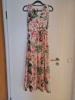 Kleid cremeweiß mit tropischem Blumenmuster Gr 36/38 Aachen - Laurensberg Vorschau