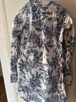 Tunika von Zara, weiß-blau Hessen - Kriftel Vorschau