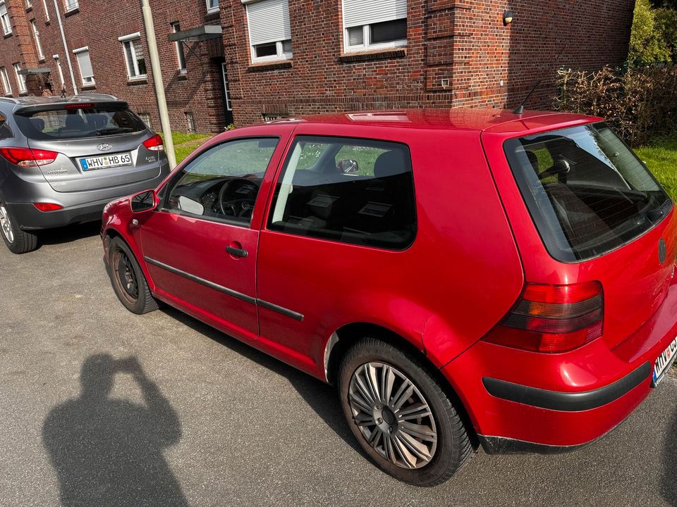 golf 4 bj 2000 , mit tüv in Wilhelmshaven