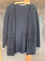 lange dunkelgraue Strickjacke XS Organic Bio ohne Knöpfe Leipzig - Leipzig, Südvorstadt Vorschau