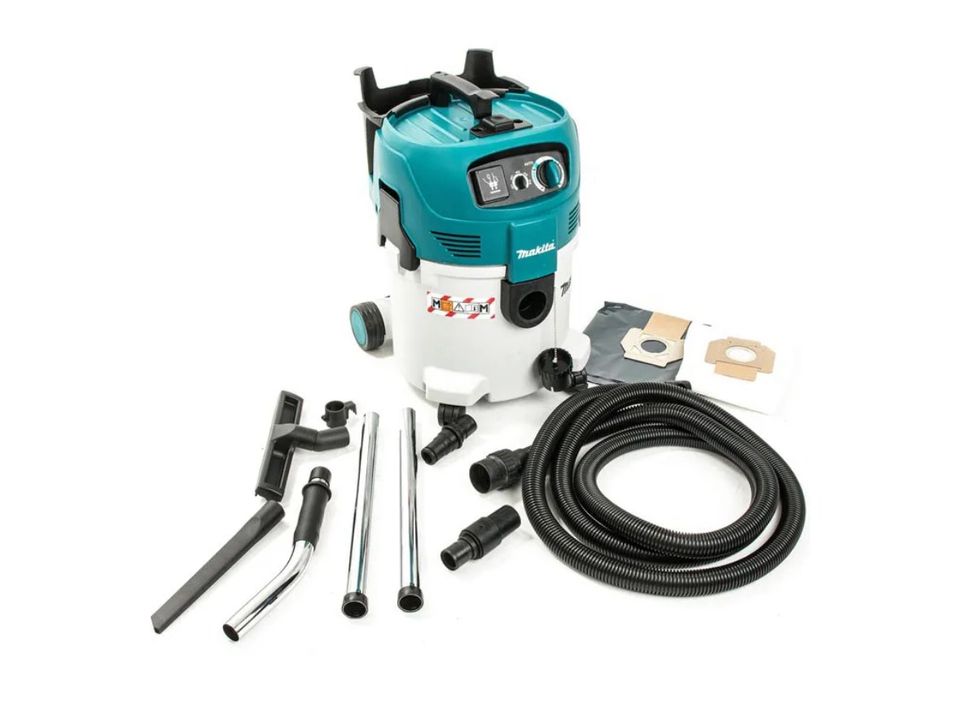 Makita vc3012m in Erfurt