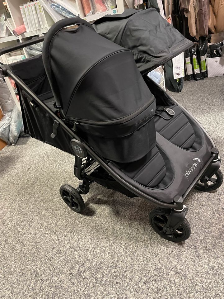 NEU - Baby Jogger® City Mini® GT2 Double Geschwisterwagen - NEU - FIRLEFANZ in Berlin