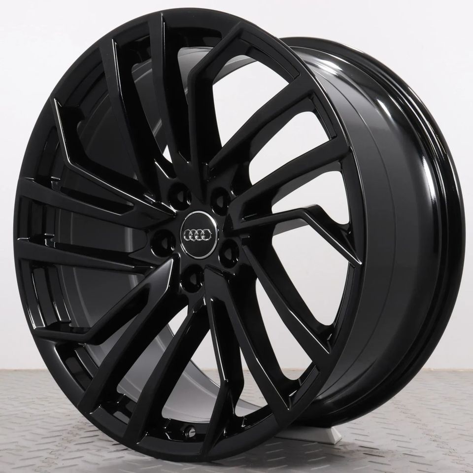 Alufelgen 20 Zoll Audi RS4 RS5 8W B9 F5 Original Felgen Felgensatz 5-Segmentspeichen-Evo-Design 8W0601025FT Schwarz 9x20ET22 5x112 66,6mm Neu: Sonstige in Gefell