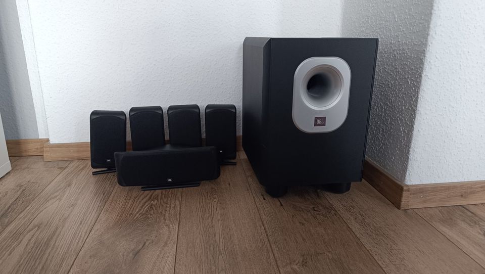 JBL Lautsprecher SCS200 inkl. Subwoofer in Brühl