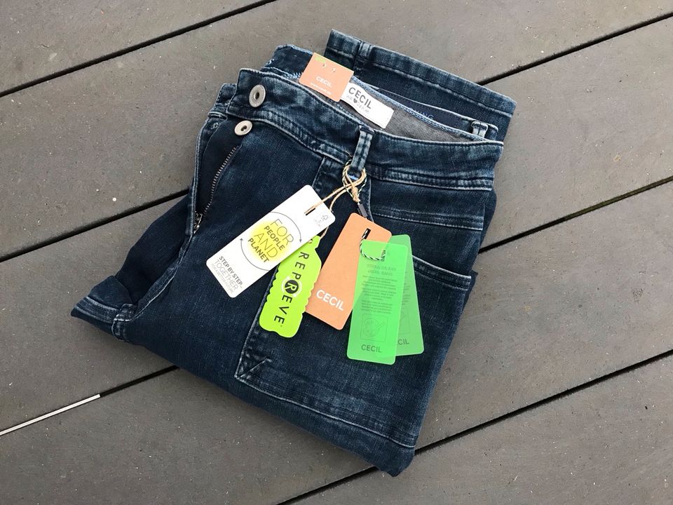 Cecil Jeans Modell „Charlize“ blau Größe 36/32 mit Etikett - neu! in Altenkirchen