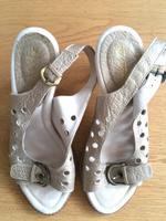Nicola MEZZI Sandalette Gr.40 goldfarben Bayern - Sonthofen Vorschau