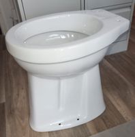 Toilettenbecken NEU Becken Flachspüler ERHÖHT - Anschluß s-innen Berlin - Treptow Vorschau