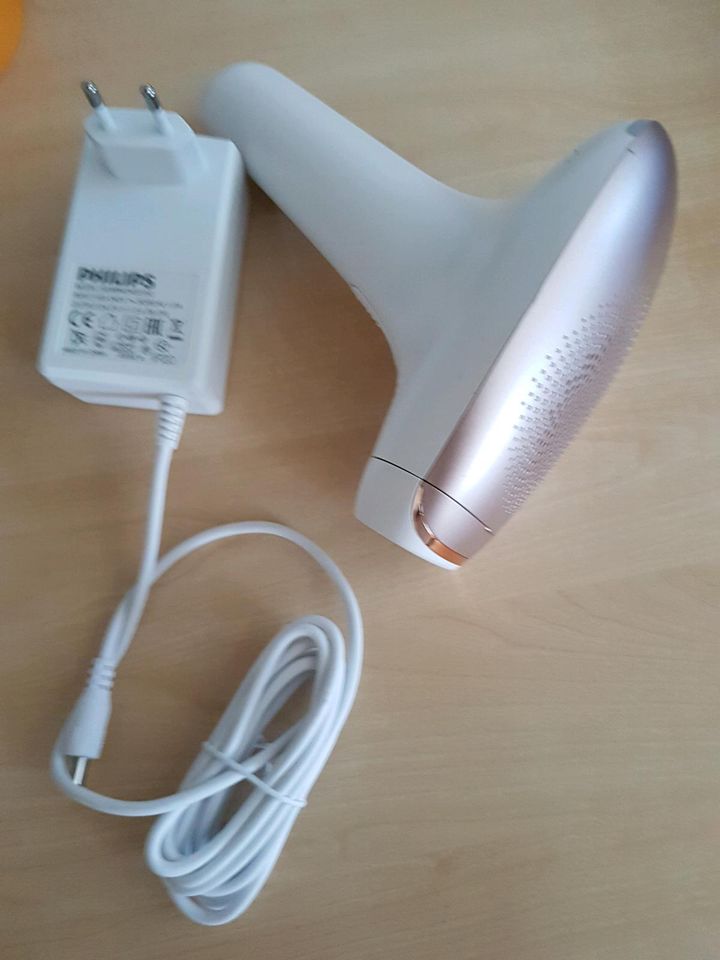 Haarentfernungsgerät Philips SC1997 in Böhlen