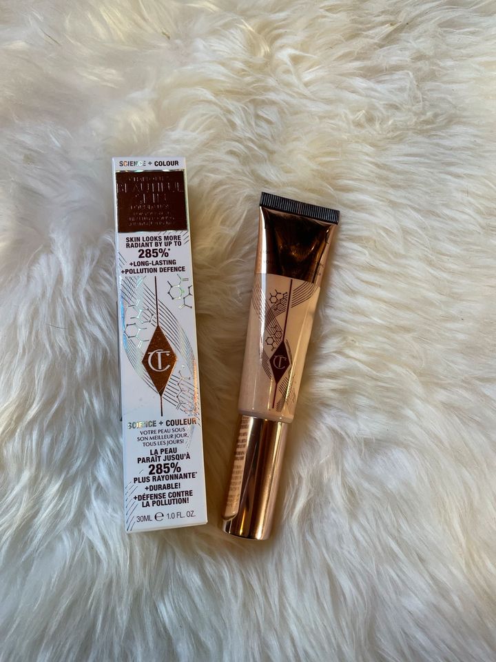 Charlotte Tilbury Beautiful Skin Foundation 1 Neu in Schermbeck